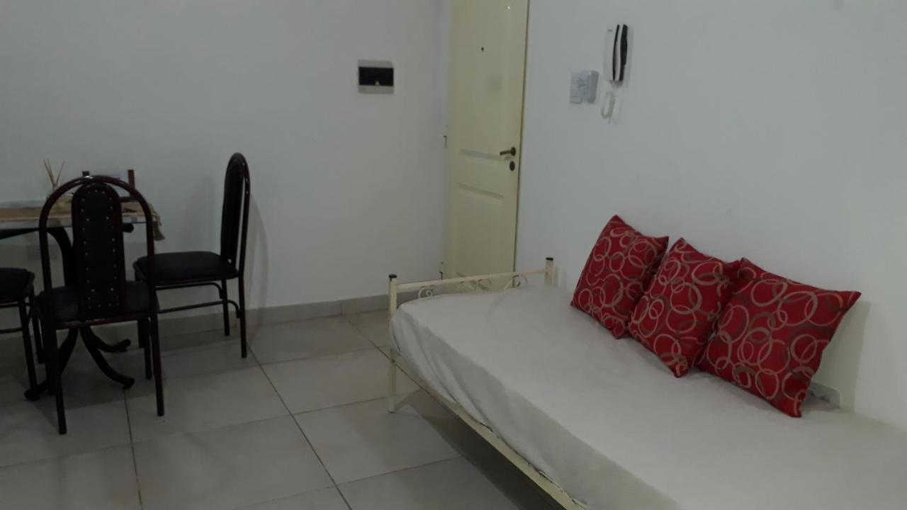 Depto Amplio c/cochera Apartamento Corrientes Exterior foto